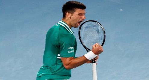 دجوكوفيتش يتأهل لنصف نهائي بطولة أستراليا المفتوحة للتنس بعد فوزه على زفيريف